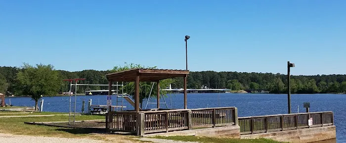 Lochness Marina & RV Park 7