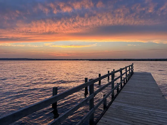 Sunset Shores On Lake Conroe 7