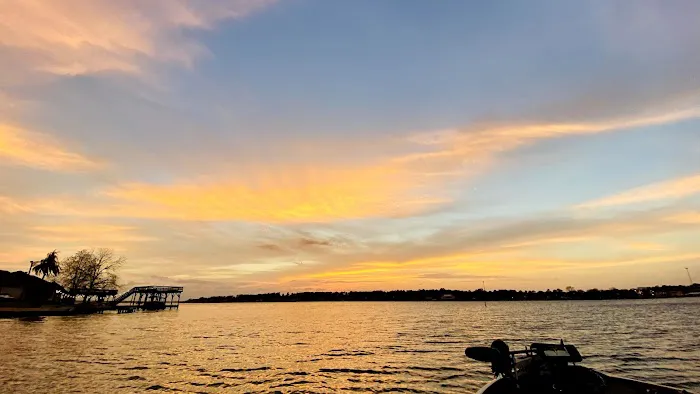 Sunset Shores On Lake Conroe 8
