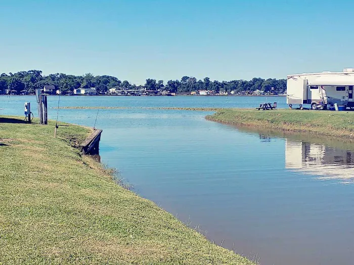 Venice on the Lake RV Park 6