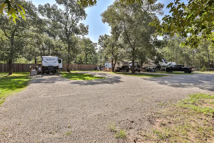 High and Dry RV Park 3