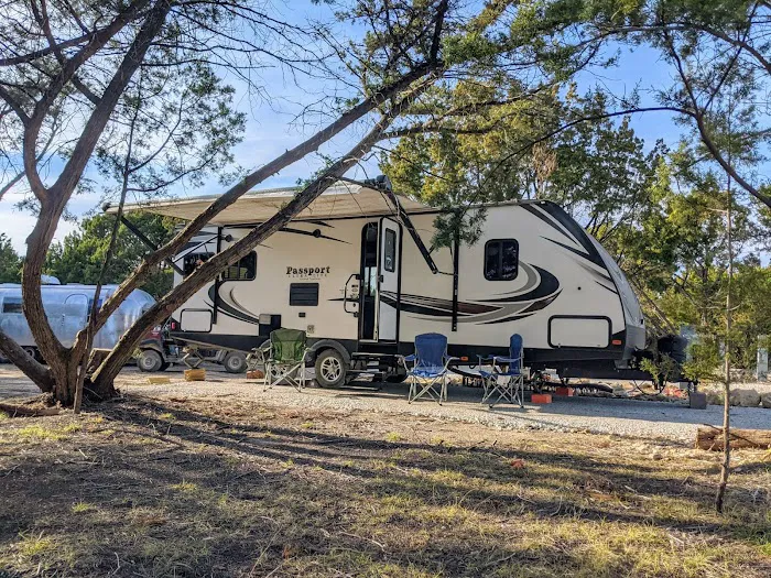 Camp Caravan RV Park Waco 6
