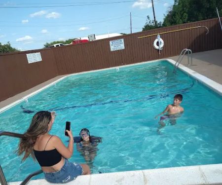 Alta Vista Community