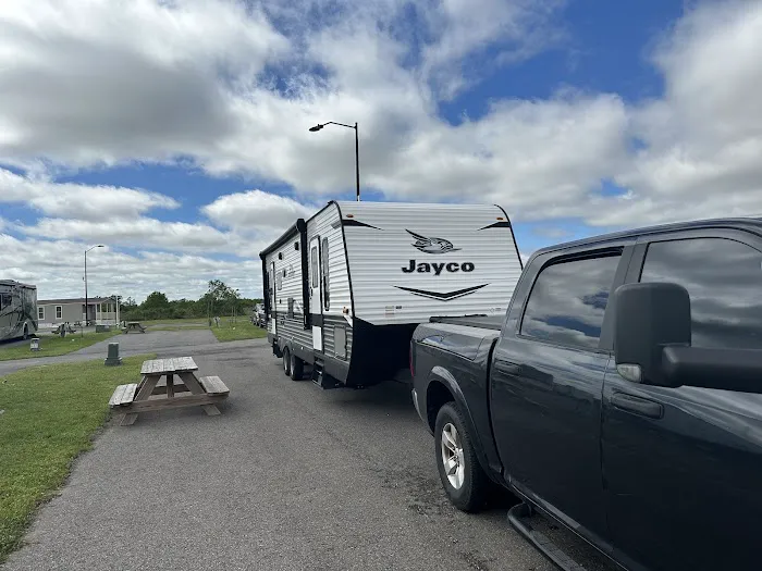 Lake Charles RV Resort by Rjourney 7