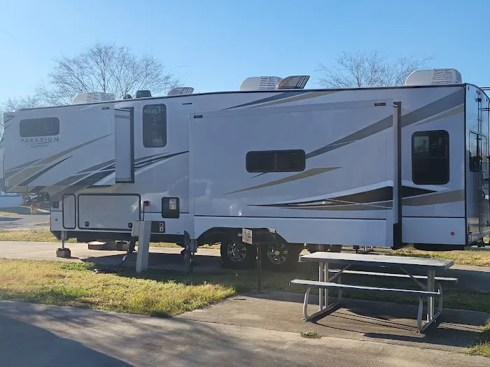 Cypress Bend RV Park 2