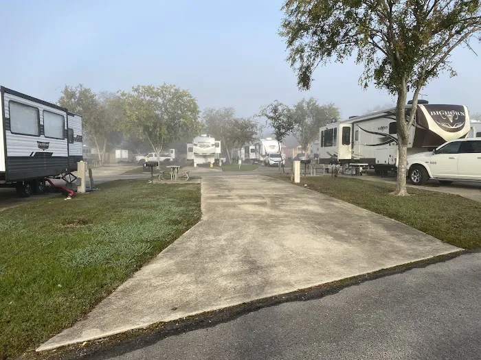 Cypress Bend RV Park 7