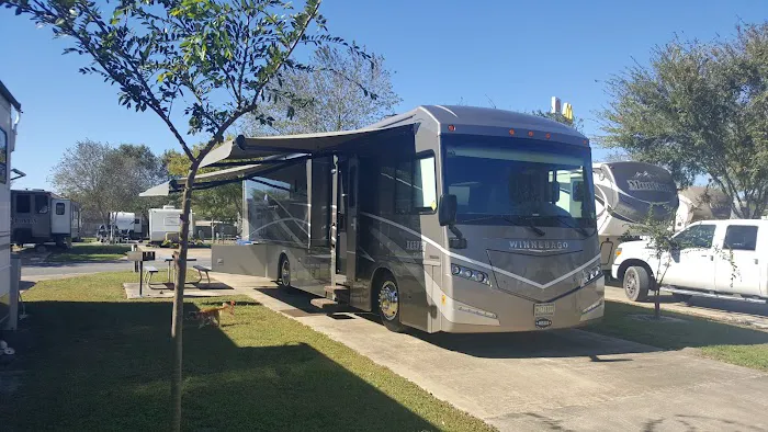 Cypress Bend RV Park 10