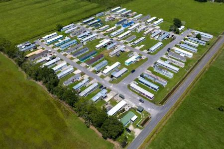 Lucky Oak Mobile Home Park