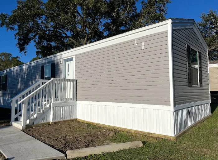 Liberty Mobile Home & Rv Park Picture 3