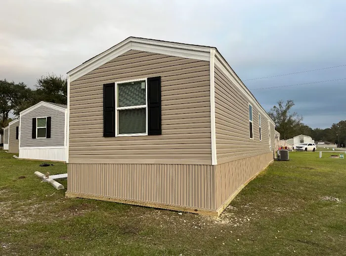 Liberty Mobile Home & Rv Park Picture 5