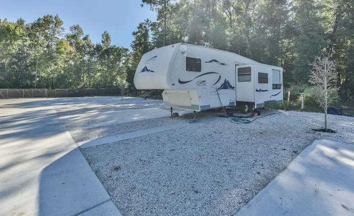 Plum Grove RV Park 7