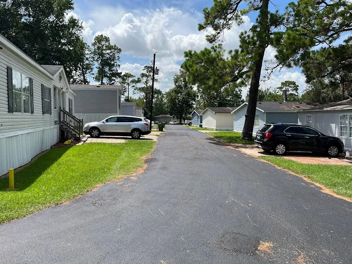 River Forest Manufactured Housing and RV Community 10