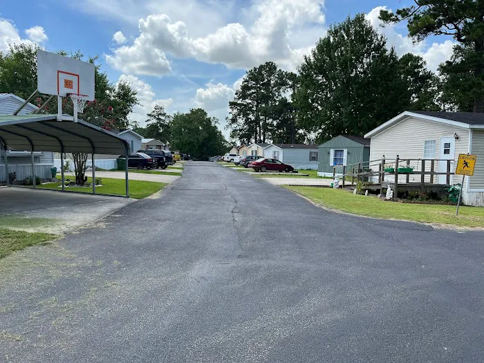 River Forest Manufactured Housing and RV Community 7