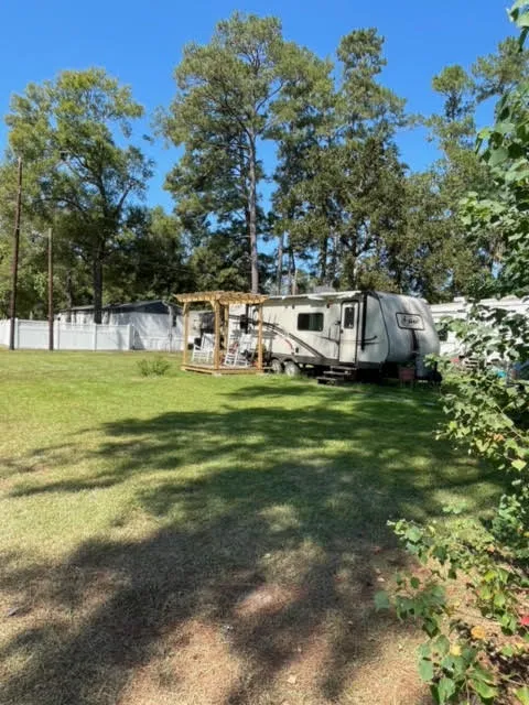 DeerPark Mobile Home and RV Park 4