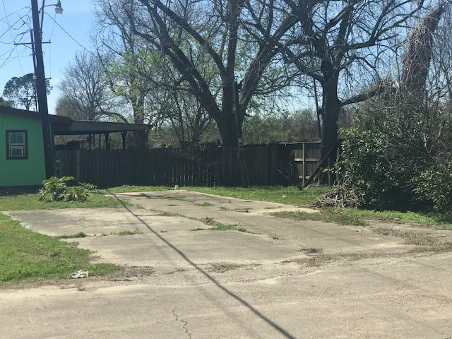 Wenwood Village RV & Mobile Home Park 4