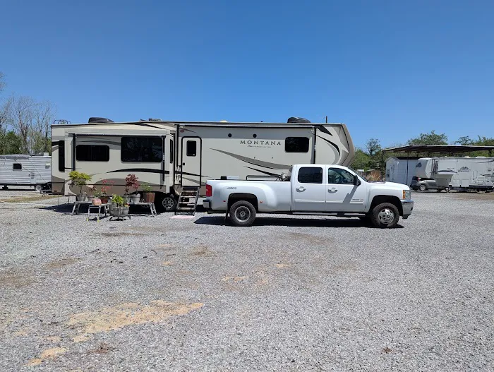 LA-RV 3