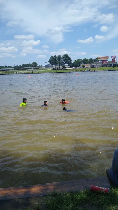 Lake Conroe RV Resort 1