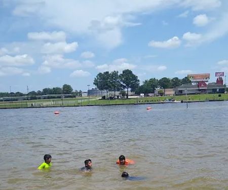 Lake Conroe RV Resort