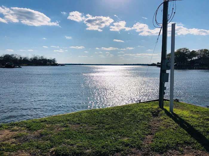 Willis RV Park and Extended Stay Cabins on Lake Conroe 5
