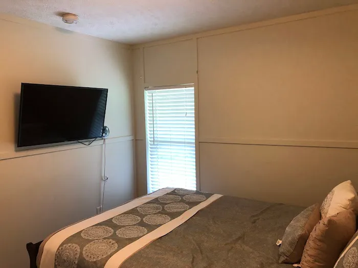 Willis RV Park and Extended Stay Cabins on Lake Conroe 8
