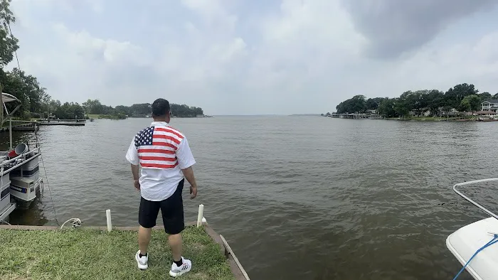 Willis RV Park and Extended Stay Cabins on Lake Conroe 7