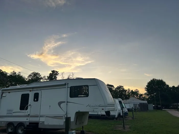 Noble Forest RV Village 4