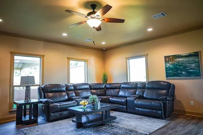 Leisure Lane RV Resort Magnolia 9