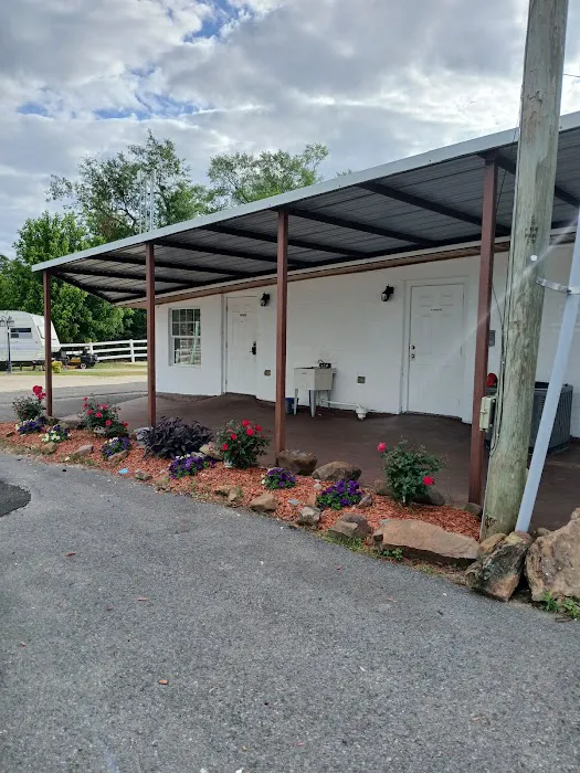 Twelve Palms RV Park 8