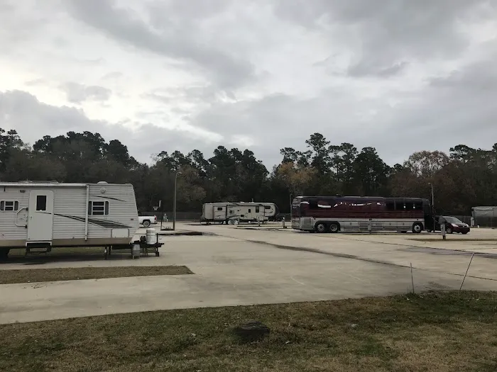 Castle Oaks RV Park 5