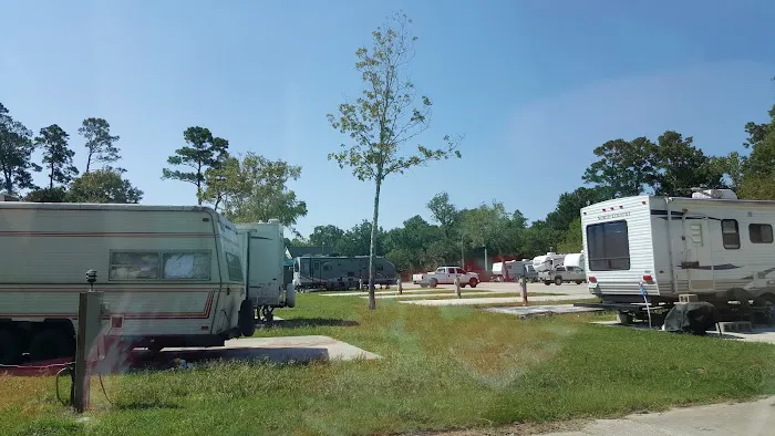 Castle Oaks RV Park 7