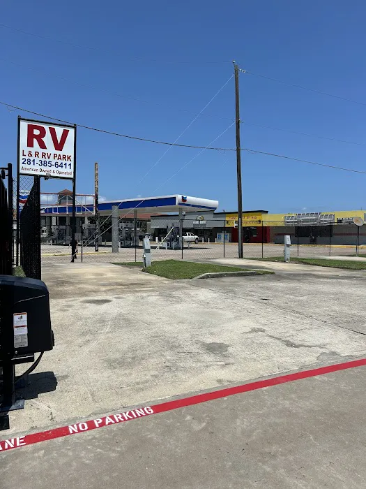 L & R RV Park 9