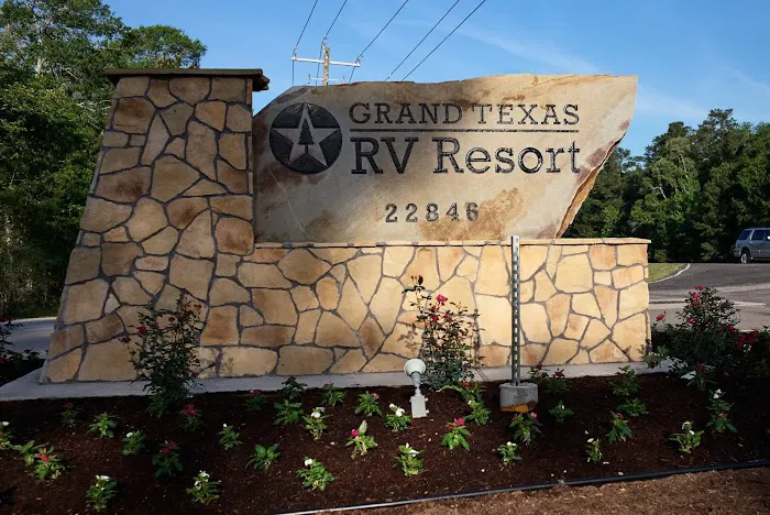 Grand Texas RV Resort 3