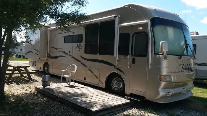 Cut N Shoot RV Park 2