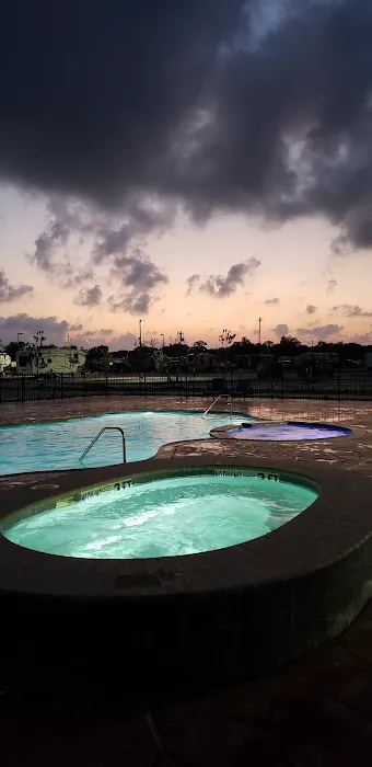 Crystal Lake RV Resort 10