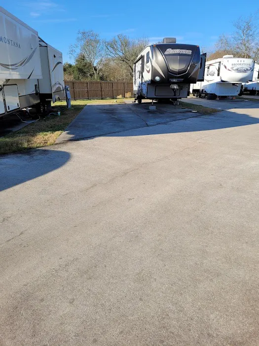 Buzzards Roost RV Park 3