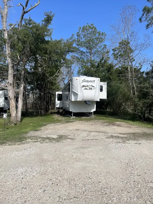Eagle Cove RV park near Baytown and Mont Belvieu and Cove 6