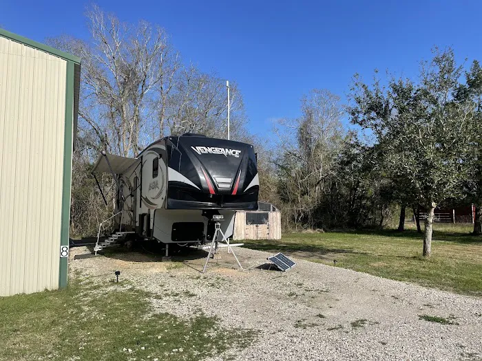 Eagle Cove RV park near Baytown and Mont Belvieu and Cove 3