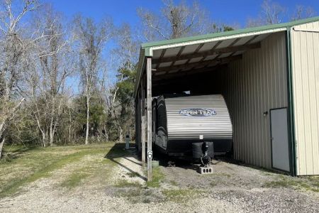 Eagle Cove RV park near Baytown and Mont Belvieu and Cove