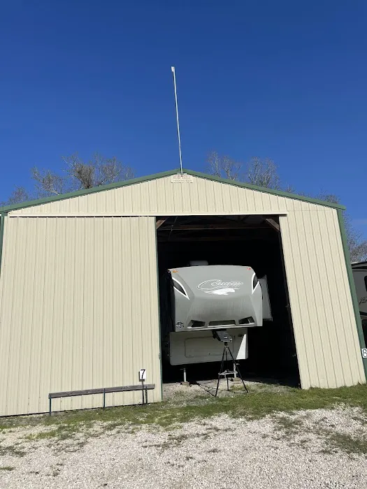 Eagle Cove RV park near Baytown and Mont Belvieu and Cove 9