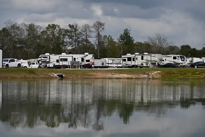 Lost Lake RV Park 4