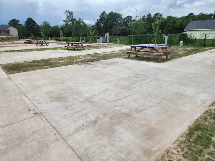 Roundbunch Bayou RV Resort 1