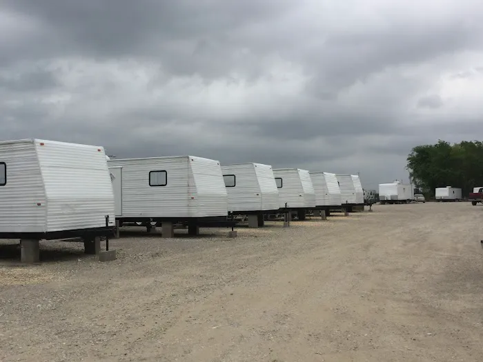 Lucas Gusher RV Park 8