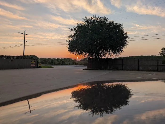 Lucas Gusher RV Park 5