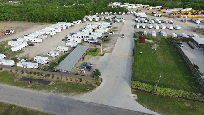 Lucas Gusher RV Park 3