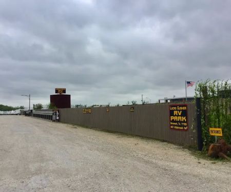 Lucas Gusher RV Park
