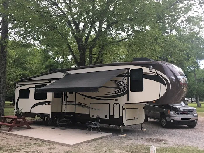 Cajun Heritage R/V Park 10