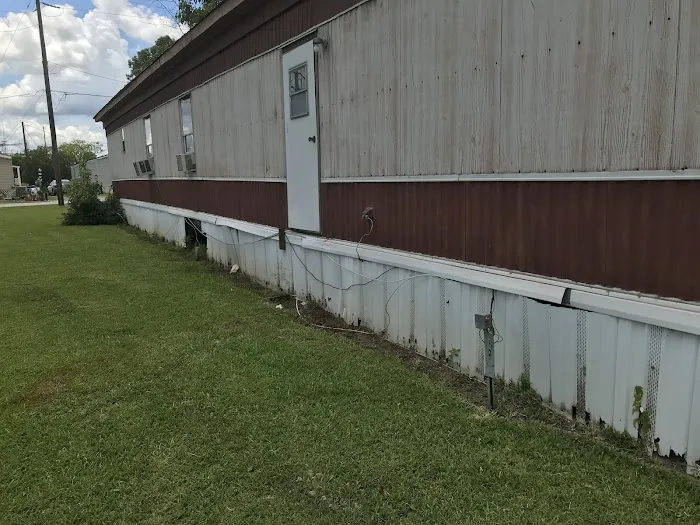 Cajun Grav Mobile Home Park 5