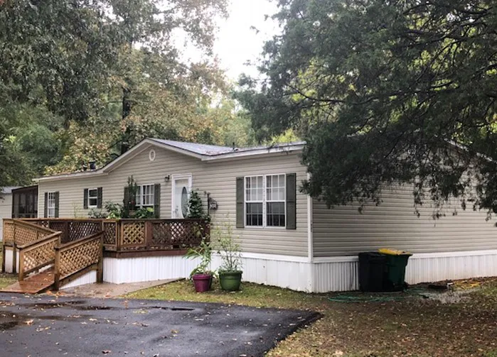 Harbor Pines Mobile Home Park 10
