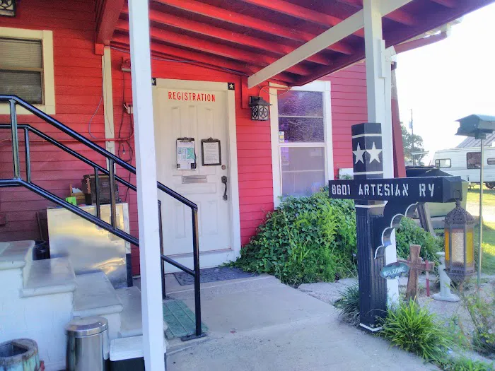 Artesian Rv Park and Campground 10
