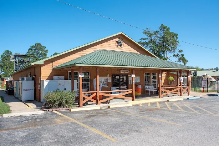 Jellystone Park™ Waller 9